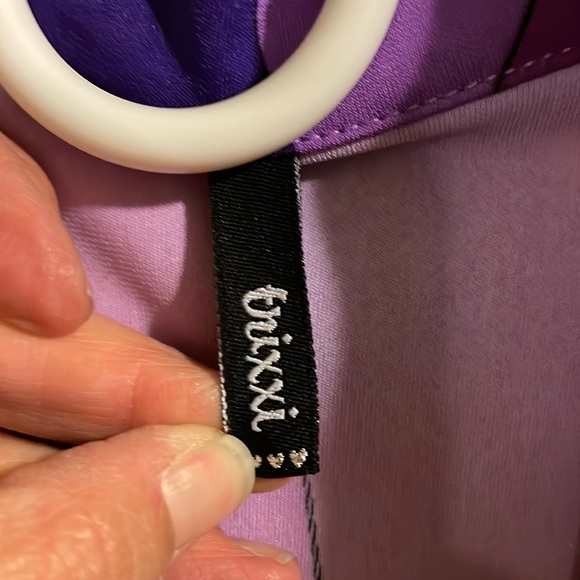 Dress - Picture 2 of 4